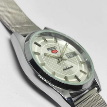 Load image into Gallery viewer, Vintage Seiko Automatic