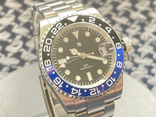 Load image into Gallery viewer, Batman GMT Automatic