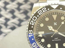 Load image into Gallery viewer, Batman GMT Automatic